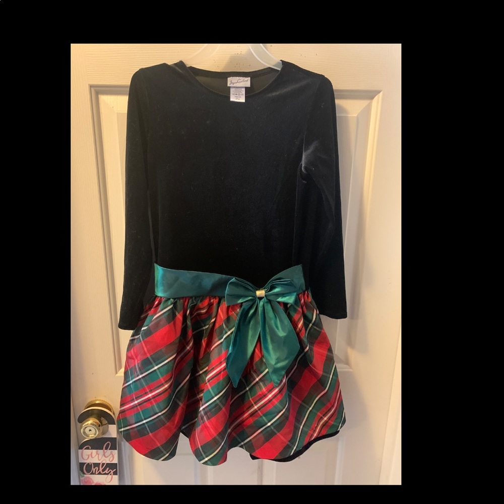 Black velvet Christmas dress, girls size 8 GUC